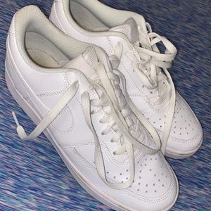 women’s size 8 nikes